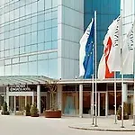 By Ihg