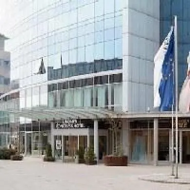 Hotel By Ihg 4*