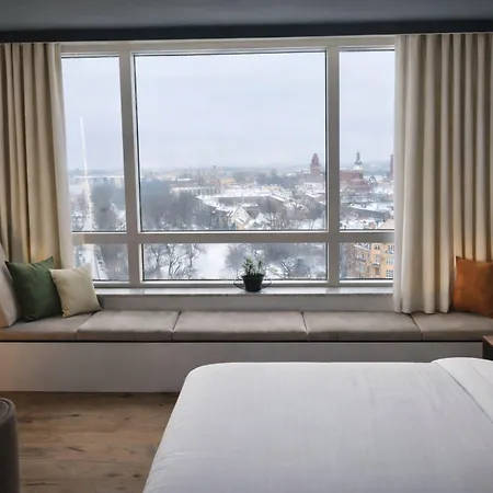 By Ihg Hotel 4*
