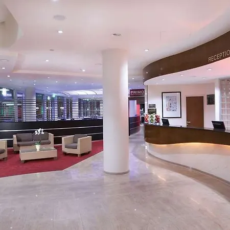 By Ihg 4*